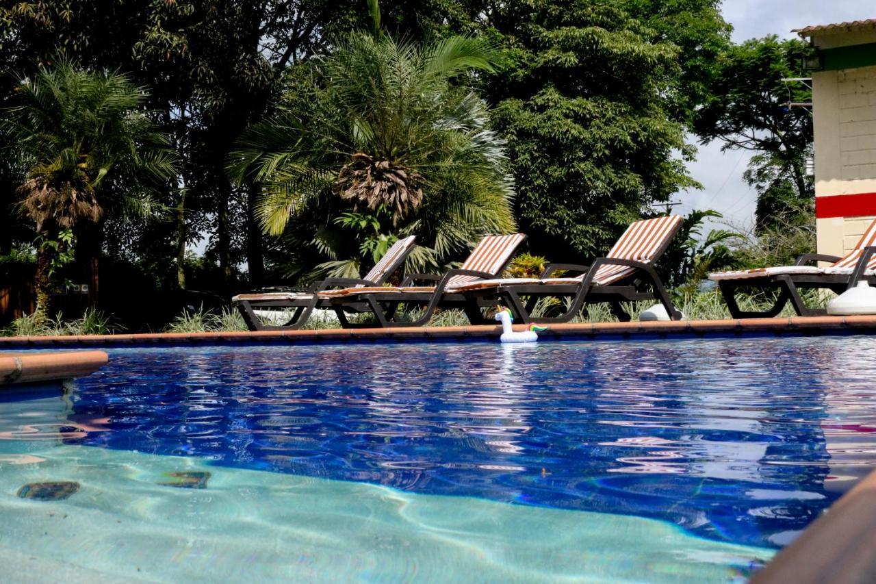 Finca Hotel El Laurel - Parque Del Cafe Montenegro Bagian luar foto